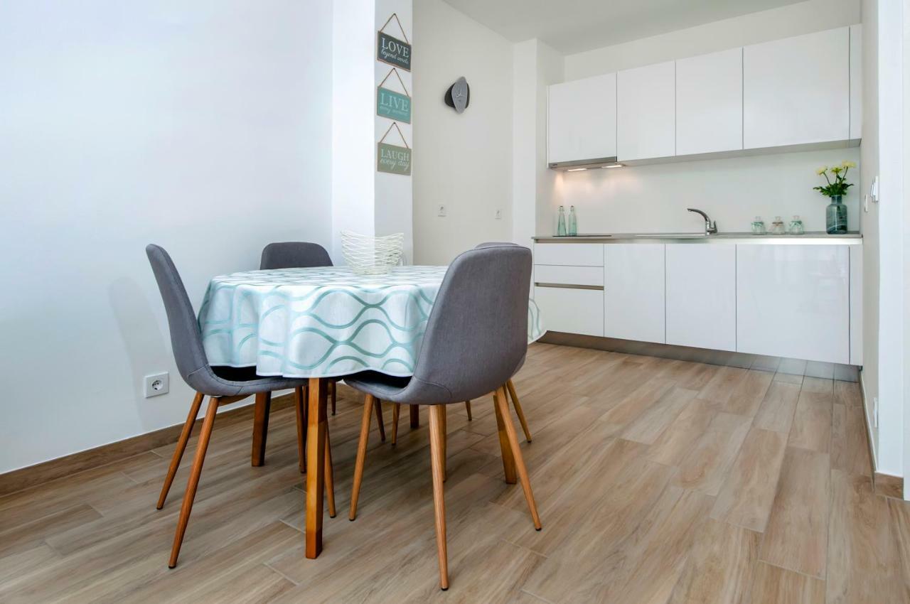 Apartment Loki Rovigno Esterno foto
