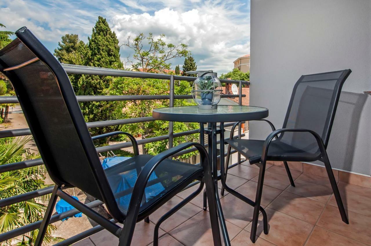Apartment Loki Rovigno Esterno foto